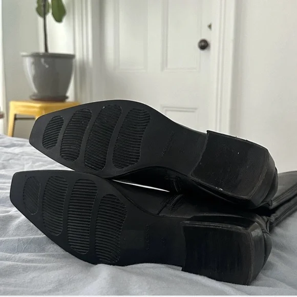 Vagabond Black calf booties - Picture 4 of 4